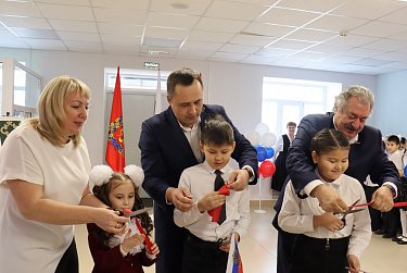 В Акбулаке открыли школу
